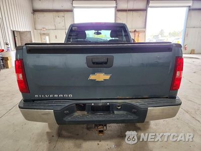 Zdjęcie 6 z 12 samochodu: 2007 CHEVROLET SILVERADO K1500 VIN:1GCEK14CX7Z639633 - miniatura