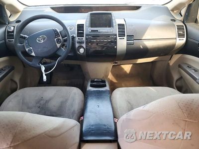 Zdjęcie 8 z 12 samochodu: 2005 TOYOTA PRIUS BASE VIN:JTDKB20UX53006556 - miniatura