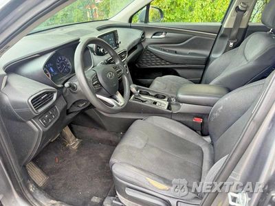 Piąte zdjęcie samochodu w środku: 2019 HYUNDAI SANTA FE SE VIN:5NMS2CAD7KH044702 - miniatura