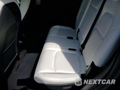 Zdjęcie 10 z 12 samochodu: 2024 TESLA MODEL Y VIN:7SAYGAEE1RF201576 - miniatura