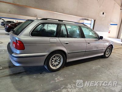 Trzecie zdjęcie samochodu z tyłu: 1999 BMW 528 IT AUTOMATIC VIN:WBADP6343XBV62856 - miniatura
