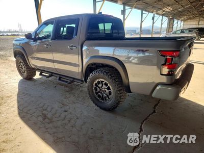 Drugie zdjęcie samochodu z przodu: 2023 NISSAN FRONTIER PRO-4X VIN:1N6ED1EK2PN671075 - miniatura