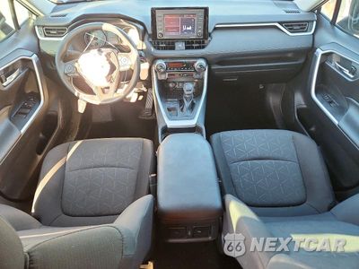 Zdjęcie 8 z 13 samochodu: 2021 TOYOTA RAV4 XLE VIN:2T3W1RFV8MC164324 - miniatura