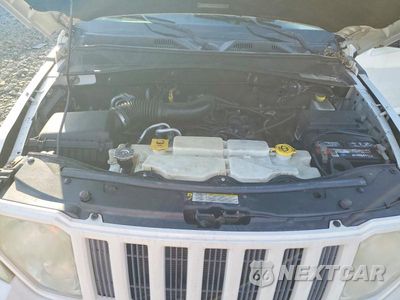 Zdjęcie 11 z 12 samochodu: 2010 JEEP LIBERTY SPORT VIN:1J4PN2GK1AW160223 - miniatura