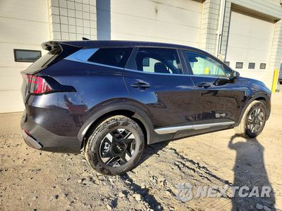 Trzecie zdjęcie samochodu z tyłu: 2027 KIA SPORTAGE LX VIN:5XYK2CDF8VG482432 - miniatura