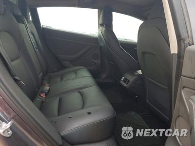 Zdjęcie 10 z 11 samochodu: 2023 TESLA MODEL 3 VIN:5YJ3E1EAXPF657972 - miniatura