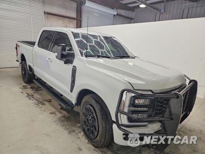 Czwarte zdjęcie samochodu z boku: 2026 FORD F250 SUPER DUTY VIN:1FT8W2BN4TEE72165 - miniatura