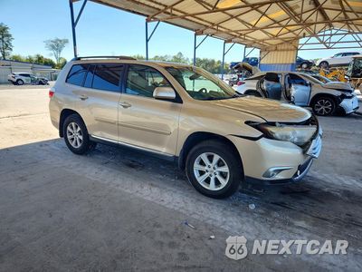 Czwarte zdjęcie samochodu z boku: 2012 TOYOTA HIGHLANDER SE VIN:5TDBK3EH0CS126640 - miniatura