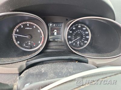 Zdjęcie 9 z 13 samochodu: 2017 HYUNDAI SANTA FE SPORT 2.4L VIN:5XYZTDLB6HG404767 - miniatura