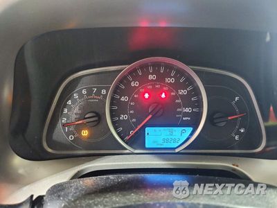 Zdjęcie 9 z 13 samochodu: 2015 TOYOTA RAV4 LE VIN:JTMBFREV3FD146653 - miniatura