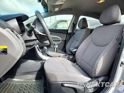 Zdjęcie 7 z 12 samochodu: 2014 HYUNDAI ELANTRA SE VIN:KMHDH4AE1EU096146 - miniatura