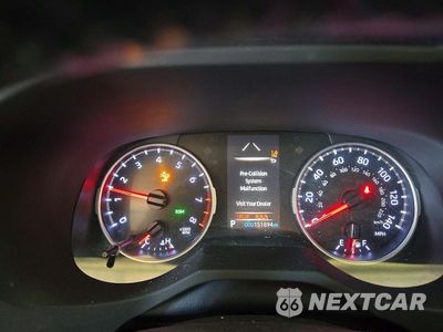 Zdjęcie 9 z 12 samochodu: 2019 TOYOTA RAV4 XLE VIN:JTMP1RFVXKD019637 - miniatura