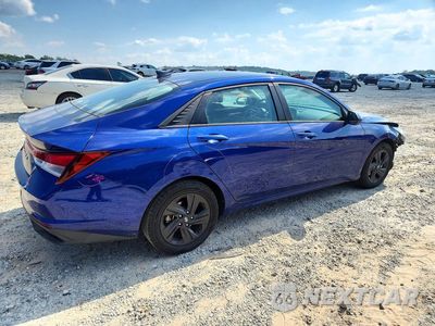 Trzecie zdjęcie samochodu z tyłu: 2021 HYUNDAI ELANTRA SEL VIN:5NPLM4AG2MH039959 - miniatura