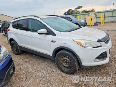 Czwarte zdjęcie samochodu z boku: 2016 FORD ESCAPE SE VIN:1FMCU9GX5GUA93833 - miniatura