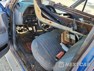 Zdjęcie 8 z 12 samochodu: 1995 FORD BRONCO U100 VIN:1FMEU15Y0KLA27775 - miniatura