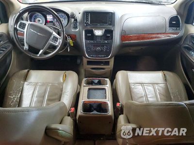 Zdjęcie 8 z 13 samochodu: 2013 CHRYSLER TOWN AND COUNTRY VIN:2C4RC1BG5DR577861 - miniatura