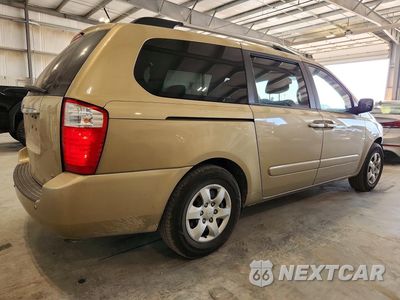 Trzecie zdjęcie samochodu z tyłu: 2010 KIA SEDONA LX VIN:KNDMG4C34A6345878 - miniatura