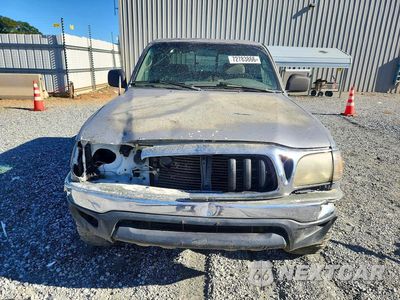 Piąte zdjęcie samochodu w środku: 2004 TOYOTA TACOMA V6 VIN:5TEHN72N74Z428076 - miniatura