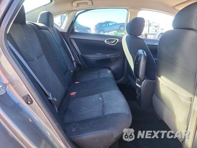Zdjęcie 10 z 13 samochodu: 2019 NISSAN SENTRA SR VIN:3N1AB7AP9KY264302 - miniatura