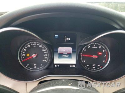 Zdjęcie 9 z 12 samochodu: 2015 MERCEDES-BENZ C 300 4MATIC VIN:55SWF4KB4FU082046 - miniatura