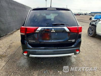 Zdjęcie 6 z 13 samochodu: 2016 MITSUBISHI OUTLANDER GT VIN:JA4JZ4AX4GZ020930 - miniatura