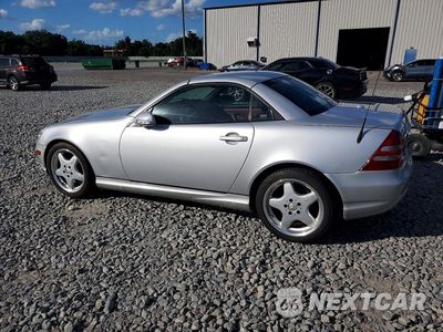 Drugie zdjęcie samochodu z przodu: 2001 MERCEDES-BENZ SLK 320 VIN:WDBKK65F31F209295 - miniatura