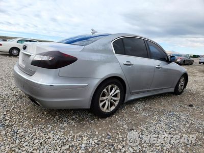 Trzecie zdjęcie samochodu z tyłu: 2012 HYUNDAI GENESIS 3.8L VIN:KMHGC4DDXCU191624 - miniatura