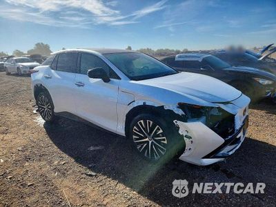 Czwarte zdjęcie samochodu z boku: 2026 LEXUS RZ 350E PREMIUM VIN:JTJBDADB3TA003047 - miniatura