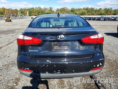 Zdjęcie 6 z 12 samochodu: 2014 KIA FORTE LX VIN:KNAFK4A65E5139630 - miniatura