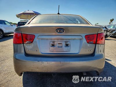 Zdjęcie 6 z 12 samochodu: 2010 KIA FORTE EX VIN:KNAFU4A20A5053983 - miniatura