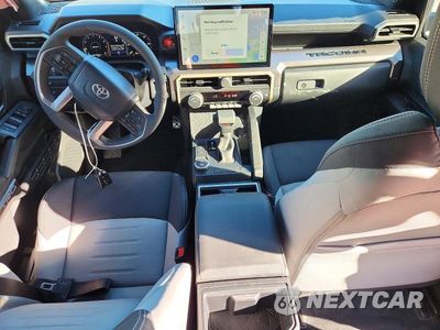 Zdjęcie 8 z 12 samochodu: 2026 TOYOTA TACOMA TRD SPORT VIN:3TMLB5FNXTM081825 - miniatura
