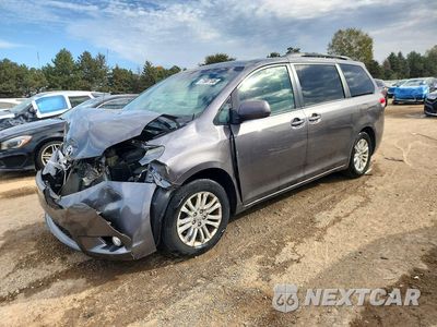 2012 TOYOTA SIENNA XLE 8-PASSENGER 5TDYK3DC7CS268032 - główne zdjęcie licytacji z USA - miniatura