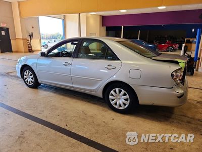 Drugie zdjęcie samochodu z przodu: 2006 TOYOTA CAMRY LE VIN:4T1BE30K16U140472 - miniatura