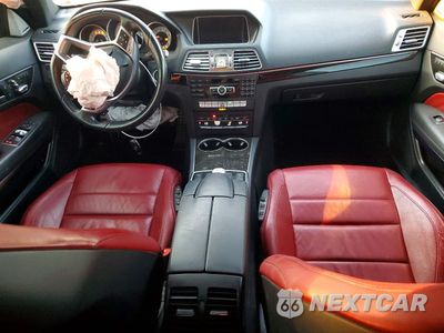 Zdjęcie 8 z 13 samochodu: 2015 MERCEDES-BENZ E 550 VIN:WDDKJ7DB6FF301314 - miniatura