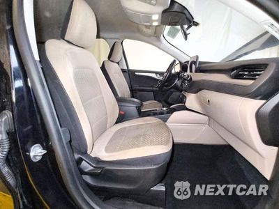 Zdjęcie 14 z 14 samochodu: 2021 FORD ESCAPE SE VIN:1FMCU0G68MUA69024 - miniatura