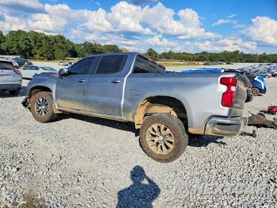 Trzecie zdjęcie samochodu z tyłu: 2019 CHEVROLET SILVERADO K1500 LT VIN:3GCUYDED5KG148916 - miniatura