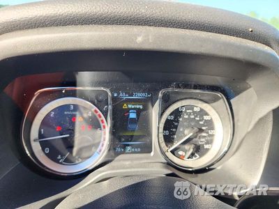 Zdjęcie 9 z 12 samochodu: 2016 NISSAN TITAN XD PLATINUM RESERVE VIN:1N6BA1F29GN502276 - miniatura