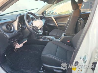 Zdjęcie 7 z 13 samochodu: 2017 TOYOTA RAV4 HYBRID XLE VIN:JTMRJREV8HD059783 - miniatura