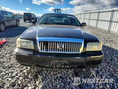 Piąte zdjęcie samochodu w środku: 2010 MERCURY GRAND MARQUIS LS VIN:2MEBM7FV6AX621737 - miniatura