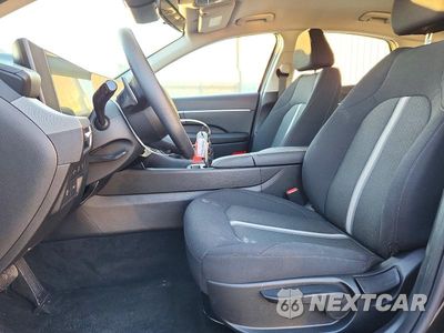 Zdjęcie 7 z 12 samochodu: 2026 HYUNDAI SONATA HYBRID BLUE VIN:KMHL24JJ3TA173186 - miniatura