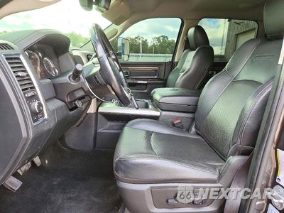 Zdjęcie 7 z 13 samochodu: 2016 RAM 3500 LARAMIE VIN:3C63R3EL5GG216835 - miniatura