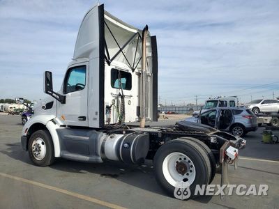 Drugie zdjęcie samochodu z przodu: 2018 PETERBILT 579 SEMI TRUCK VIN:1XPBA48X3JD478260 - miniatura