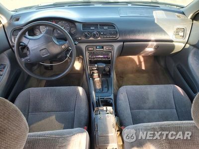 Zdjęcie 8 z 12 samochodu: 1997 HONDA ACCORD LX VIN:1HGCD5631VA230021 - miniatura