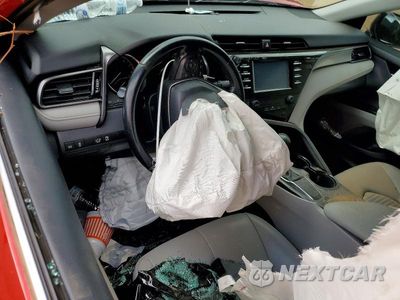 Zdjęcie 8 z 13 samochodu: 2019 TOYOTA CAMRY SE VIN:4T1B11HK3KU275886 - miniatura