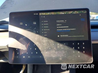 Zdjęcie 9 z 13 samochodu: 2024 TESLA MODEL Y VIN:7SAYGDED4RF091194 - miniatura