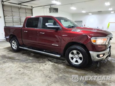 Czwarte zdjęcie samochodu z boku: 2019 RAM 1500 BIG HORN/LONE STAR VIN:1C6SRFFT7KN739849 - miniatura