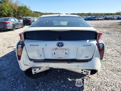 Zdjęcie 6 z 12 samochodu: 2018 TOYOTA PRIUS TWO ECO VIN:JTDKARFU2J3063198 - miniatura