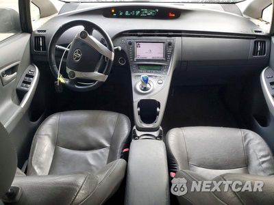 Zdjęcie 8 z 13 samochodu: 2010 TOYOTA PRIUS VIN:JTDKN3DU9A5086468 - miniatura