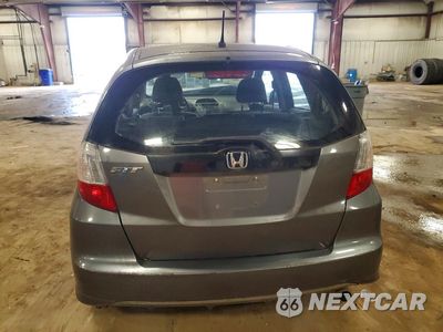 Zdjęcie 6 z 13 samochodu: 2013 HONDA FIT VIN:JHMGE8H37DC063273 - miniatura