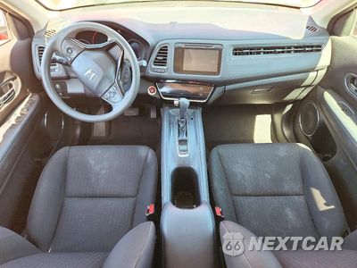 Zdjęcie 8 z 12 samochodu: 2017 HONDA HR-V EX VIN:3CZRU5H51HM707149 - miniatura
